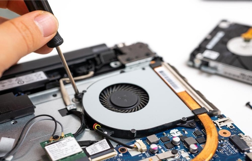 When do you need laptop repair services for your laptop maintenance?
